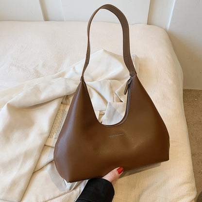 Retro European & American Style Shoulder Handbag – Simple & Elegant Design